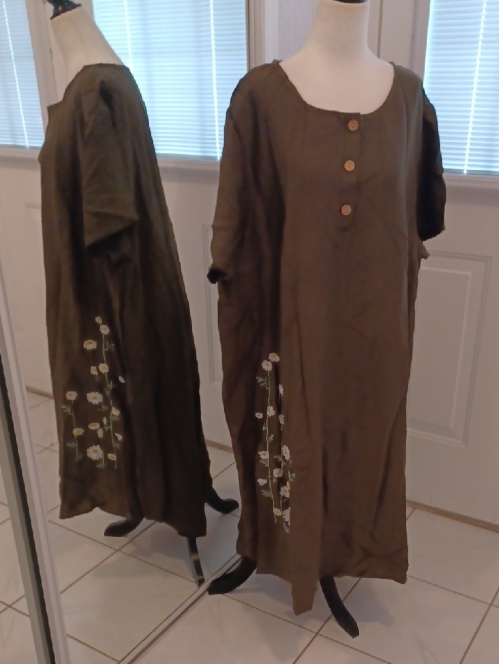2/$70 New Olive Button-Front Dress with Floral Embroidery - Size 4XL (US20) - Picture 2 of 8